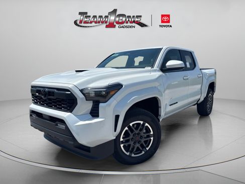 Used 2026 Toyota Tacoma TRD Sport AWD/4WD image 6
