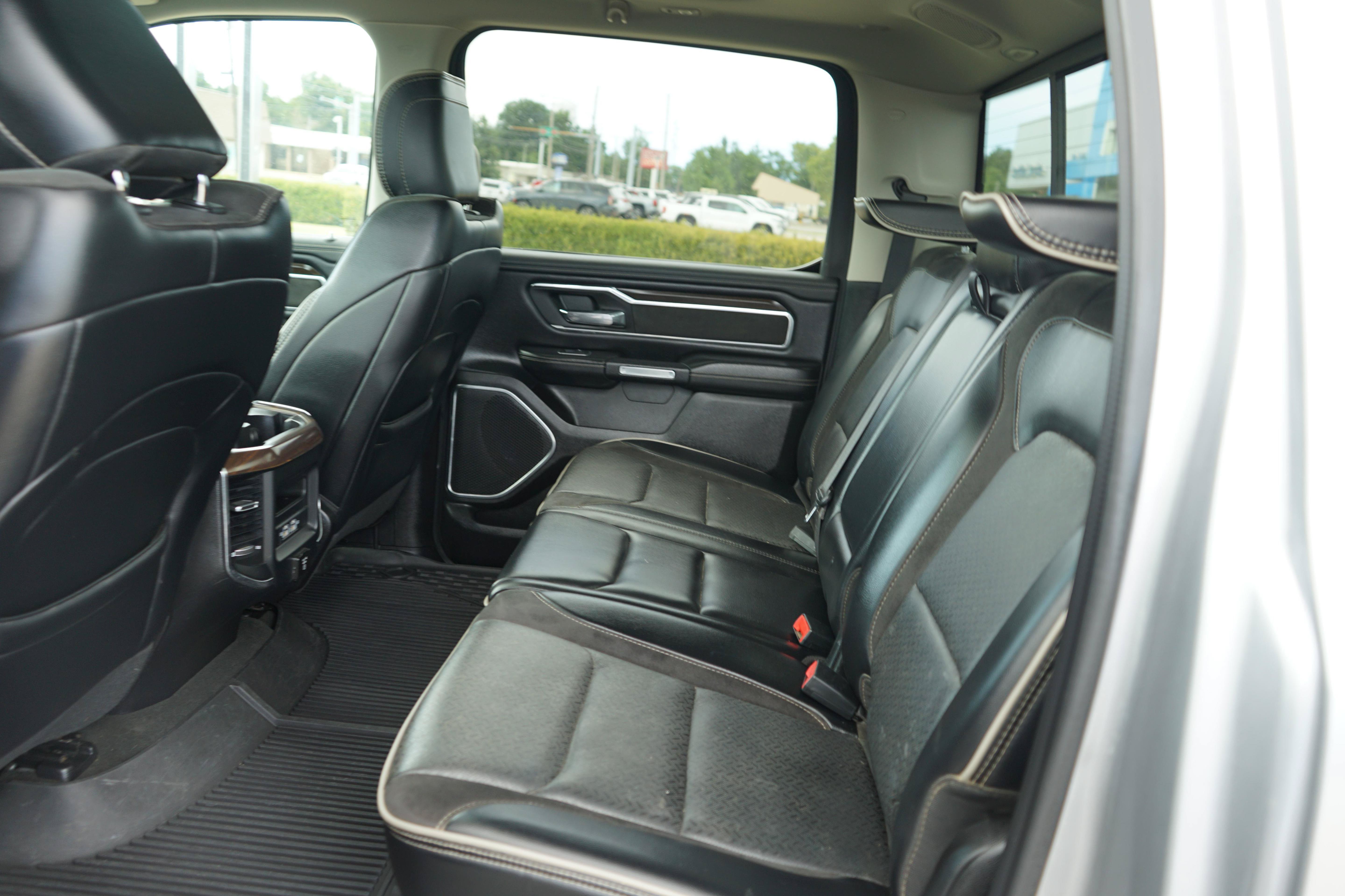 Used 2022 RAM 1500 Laramie w/ Laramie Southwest Edition AWD/4WD image 19