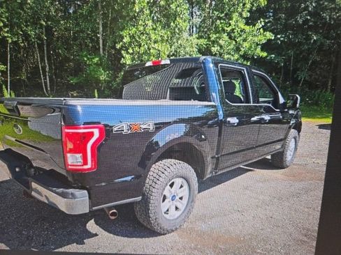 Used 2017 Ford F150 XLT AWD/4WD image 3