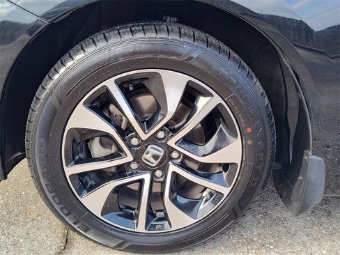 Used 2015 Honda Civic EX image 16