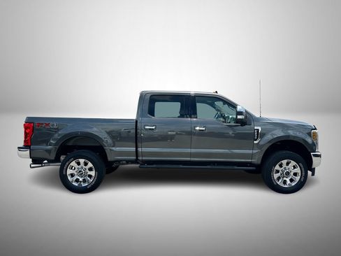 Used 2019 Ford F250 Lariat w/ Lariat Ultimate Package AWD/4WD image 6