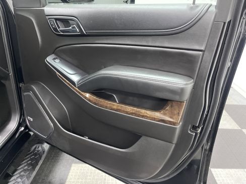 Used 2018 Chevrolet Tahoe LT w/ Luxury Package AWD/4WD image 25