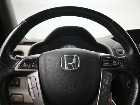 Used 2015 Honda Pilot Touring image 10