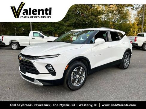Used 2024 Chevrolet Blazer LT w/ Convenience Package AWD/4WD image 1