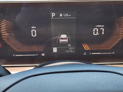 Certified 2026 Kia Sportage EX FWD image 16