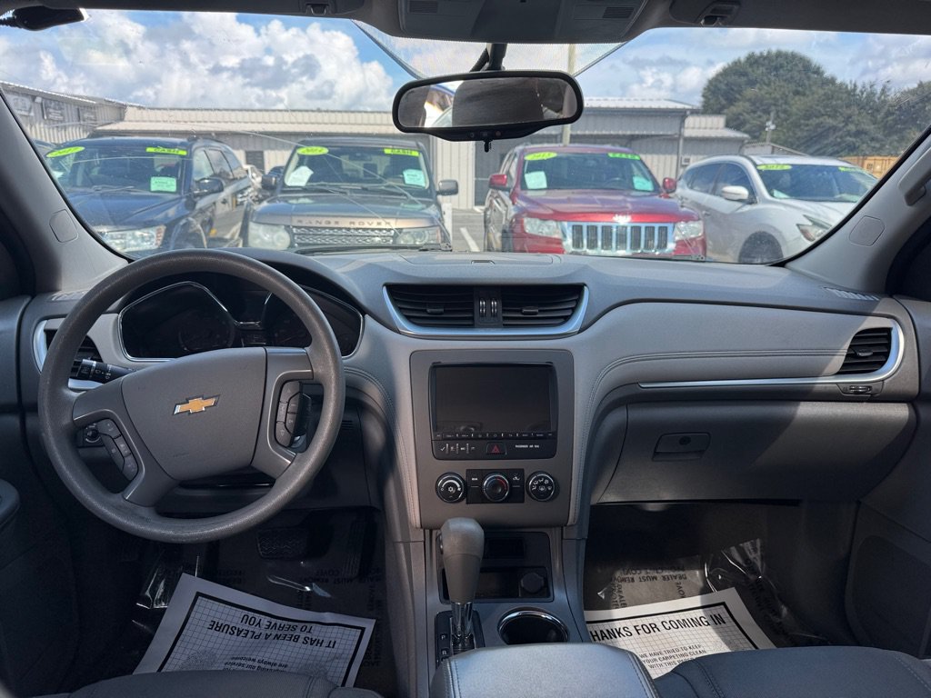 Used 2014 Chevrolet Traverse LS FWD image 9