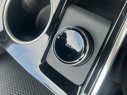 New 2026 Chevrolet Equinox LT image 18