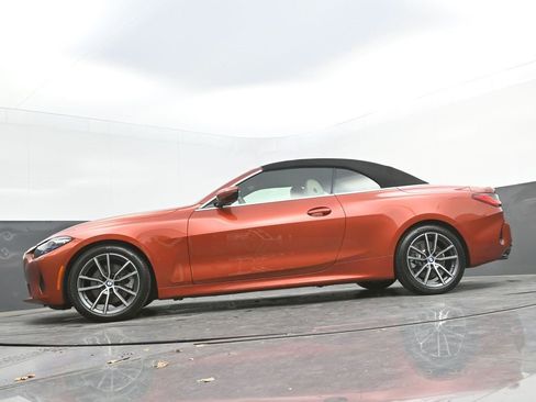 Certified 2024 BMW 430i Convertible w/ Premium Package image 32