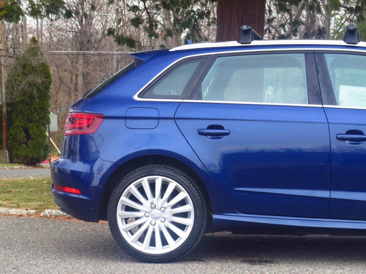 Used 2016 Audi A3 e-tron Prestige w/ Prestige Package FWD image 32