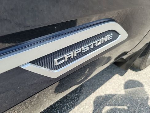 Used 2023 Toyota Sequoia Capstone image 8