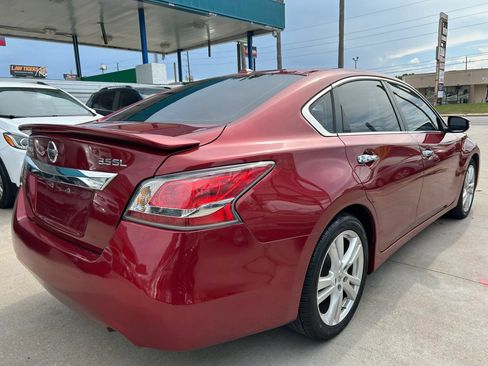 Used 2014 Nissan Altima 3.5 SL w/ Technology Package FWD image 5