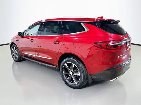 Used 2021 Buick Enclave Essence w/ LPO, Touring Package AWD/4WD image 9