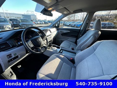 Used 2021 Honda Pilot EX image 17