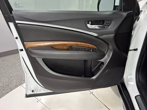 Used 2020 Acura MDX FWD w/ Technology Package image 13