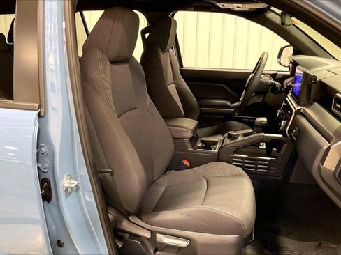 Used 2026 Toyota 4Runner SR5 AWD/4WD image 7