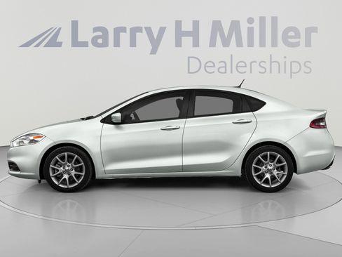 Used 2015 Dodge Dart SXT FWD image 3