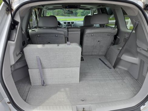 Used 2013 Toyota Highlander Limited FWD image 6