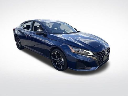 Used 2024 Nissan Altima 2.5 SR image 10