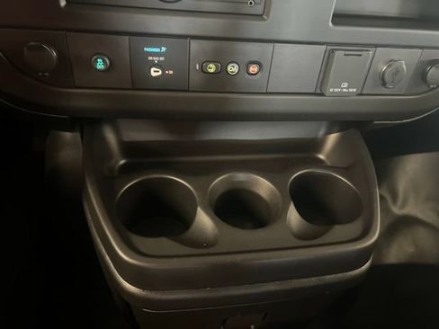 Used 2019 Chevrolet Express 2500 w/ Communications Package RWD image 17