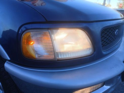 Used 1998 Ford F150 XL image 41