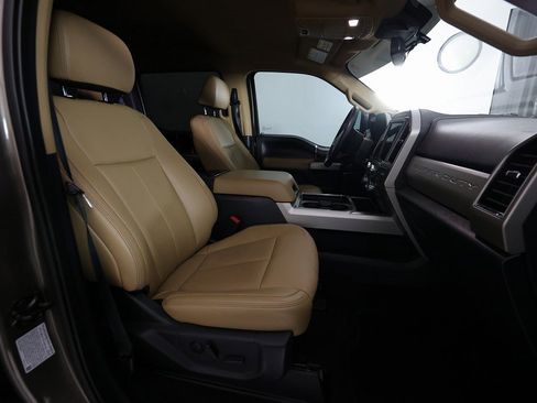 Used 2022 Ford F350 Lariat w/ Lariat Ultimate Package image 12