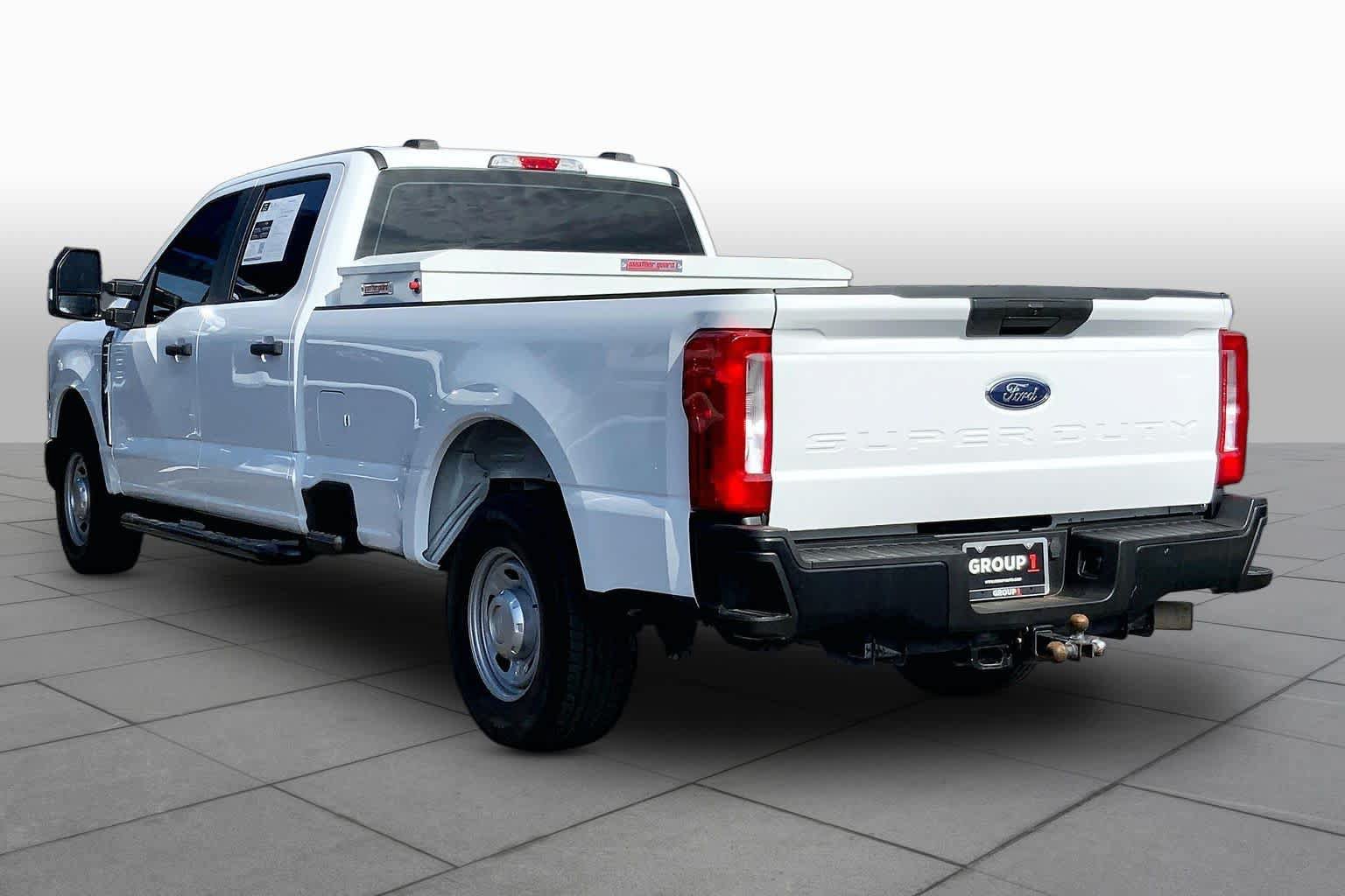 Used 2024 Ford F250 XL RWD image 11