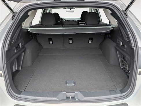 New 2025 Subaru Outback Premium image 27