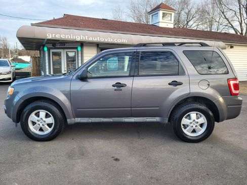 Used 2010 Ford Escape XLT image 6