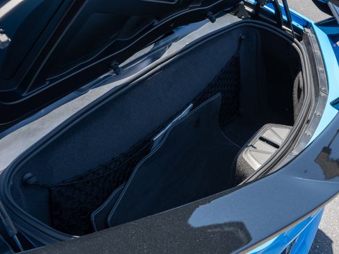 Used 2022 Chevrolet Corvette Stingray Preferred Conv w/ Z51 Performance Package RWD image 41
