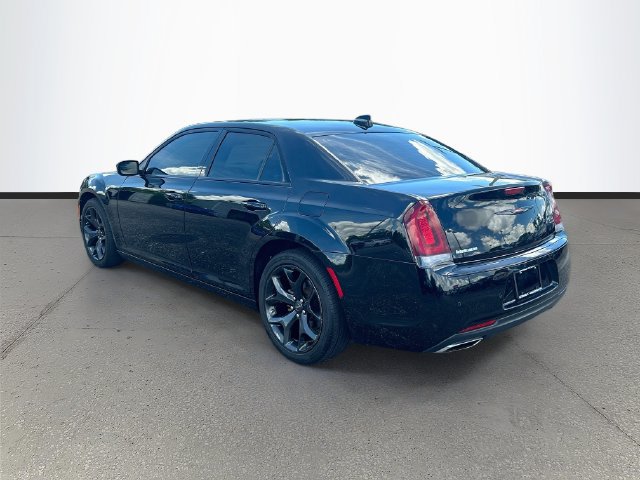 Used 2022 Chrysler 300 S RWD image 26