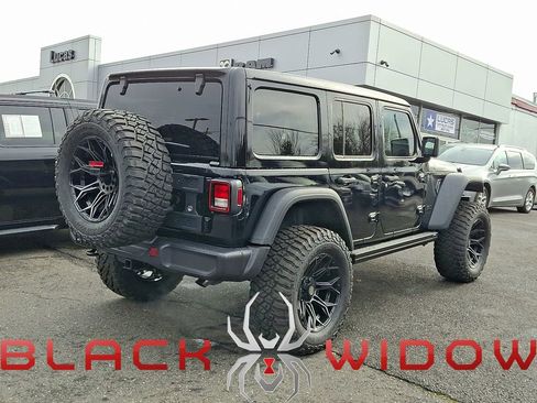 New 2025 Jeep Wrangler Willys image 7