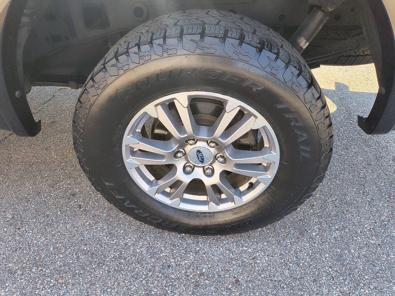 Used 2020 Ford F150 Lariat AWD/4WD image 9