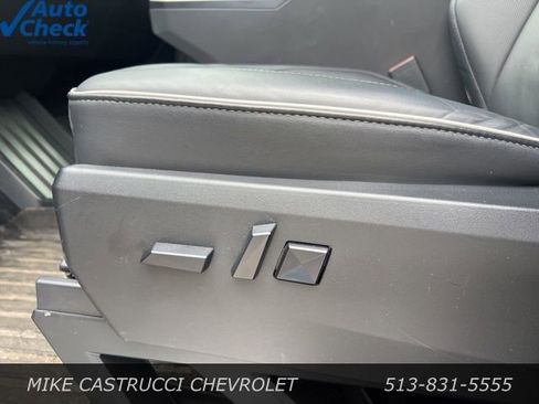 Used 2024 Tesla Cybertruck AWD Crew Cab image 8