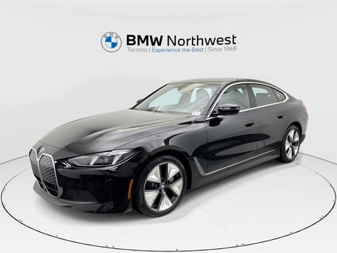 Used 2025 BMW i4 xDrive40i w/ Parking Assistance Package image 1