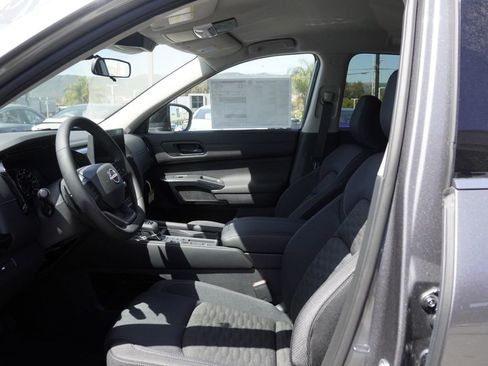 New 2026 Nissan Kicks S image 16