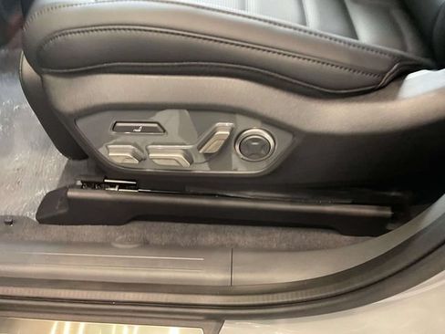 New 2026 Kia EV9 Land w/ Nightfall Edition Package AWD/4WD image 18