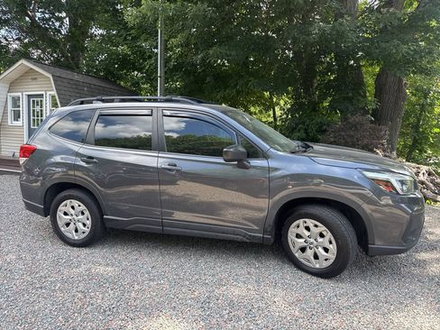 Used 2021 Subaru Forester AWD/4WD image 5
