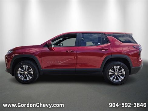 New 2026 Chevrolet Equinox LT w/ Convenience Package II image 2