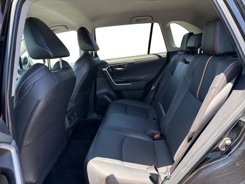 Used 2024 Toyota RAV4 Adventure image 15