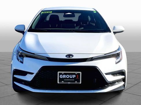 New 2026 Toyota Corolla SE image 3
