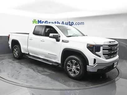 New 2026 GMC Sierra 1500 SLE w/ Preferred Package