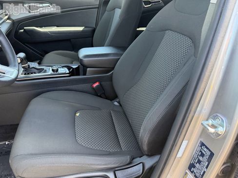 Used 2024 Kia Sportage LX AWD/4WD image 22