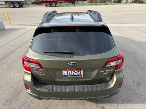 Used 2017 Subaru Outback 3.6R Limited image 20