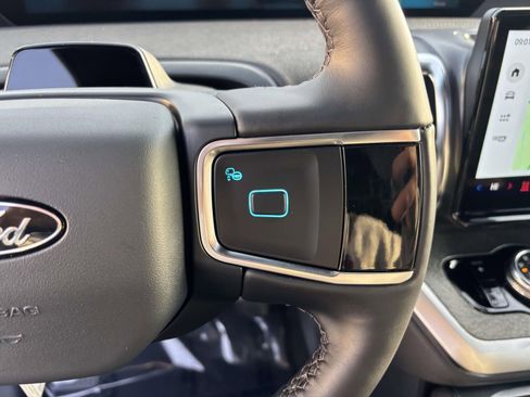 New 2026 Ford Expedition Tremor image 18