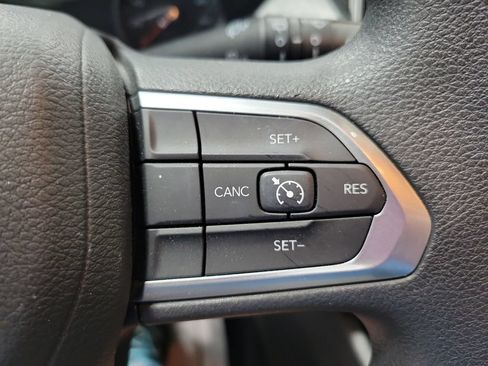 Used 2023 Jeep Compass Sport AWD/4WD image 34