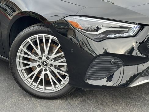 Used 2026 Mercedes-Benz CLA 250 image 2