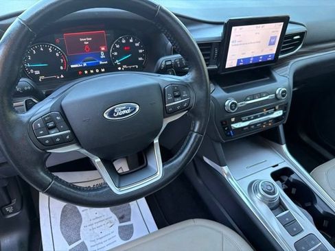 Used 2020 Ford Explorer Limited w/ Class III Trailer Tow Package RWD image 29
