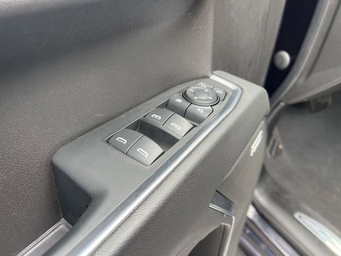 Used 2022 GMC Sierra 1500 SLT w/ SLT Premium Plus Package image 11