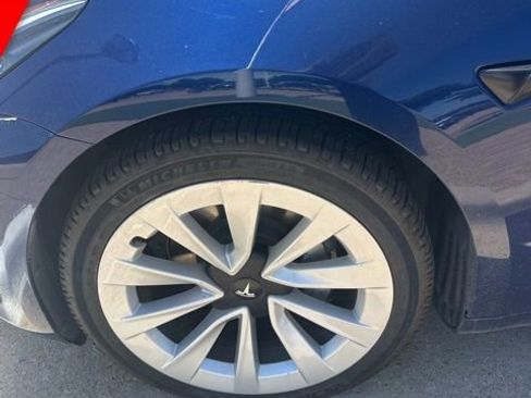 Used 2023 Tesla Model 3 Standard Range RWD image 12