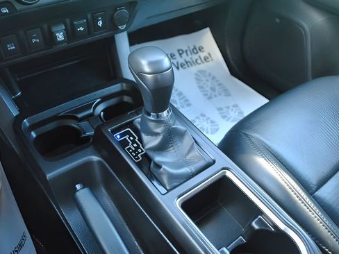 Certified 2023 Toyota Tacoma TRD Off-Road w/ TRD Premium Off Road Package image 25